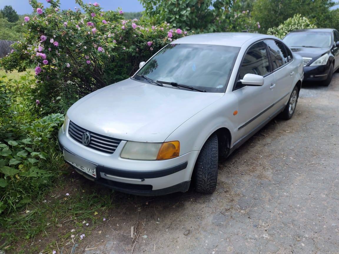 Купить Volkswagen Passat B5 седан, 1997 года, цвет: Серый, за 320000 руб. в  Санкт-Петербурге